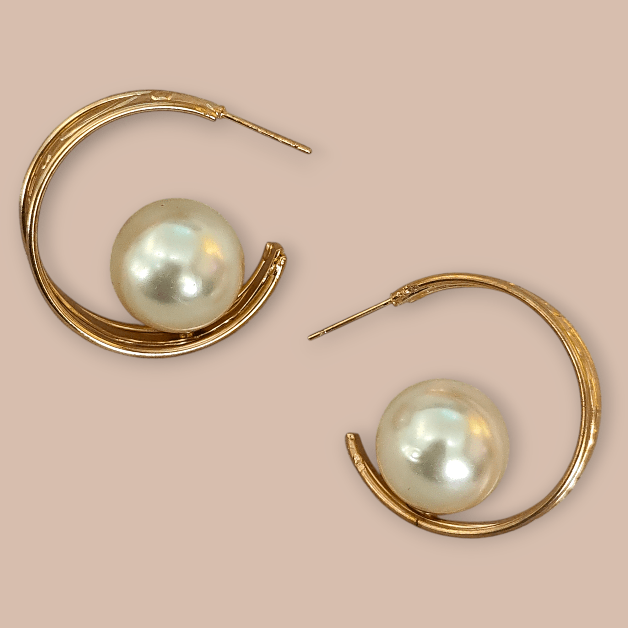 Hot selling trendy stainless steel C - shaped stud earrings - Nishkarsh the royal radiance