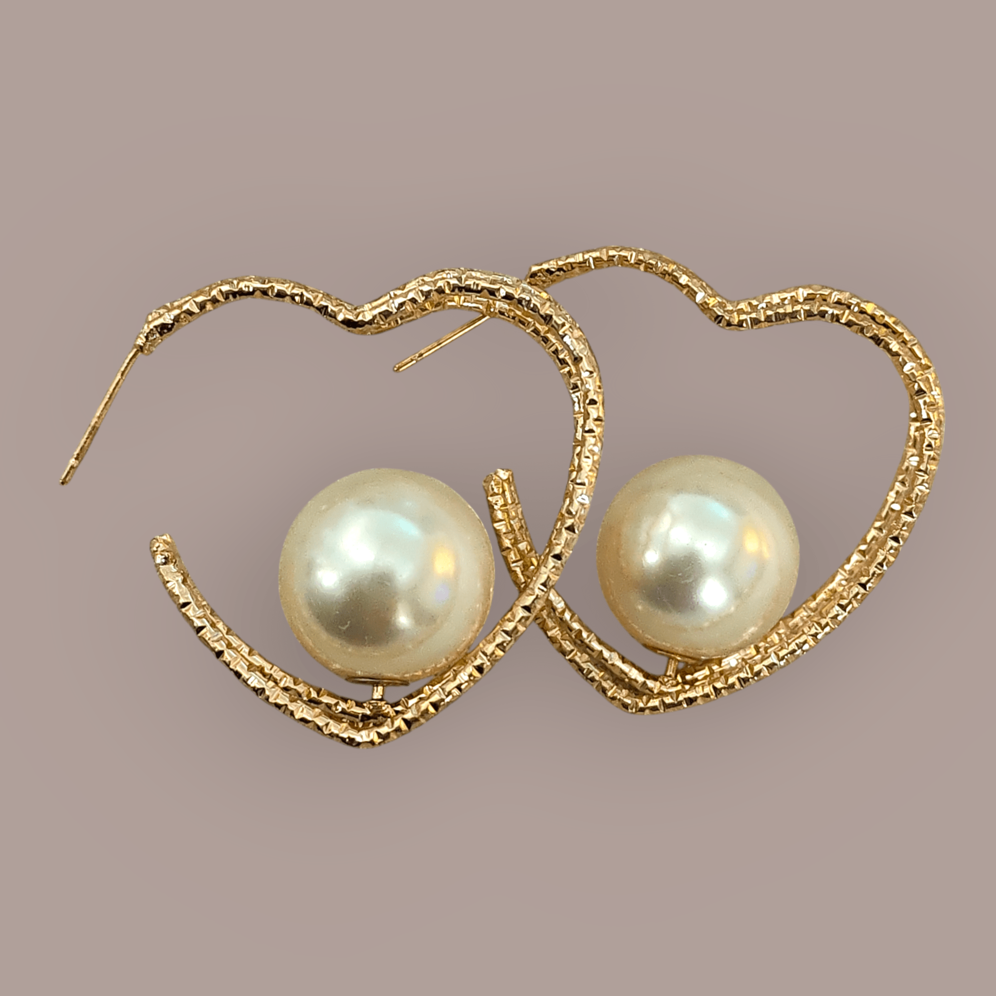 Hot selling trendy stainless steel heart shaped stud earrings - Nishkarsh the royal radiance