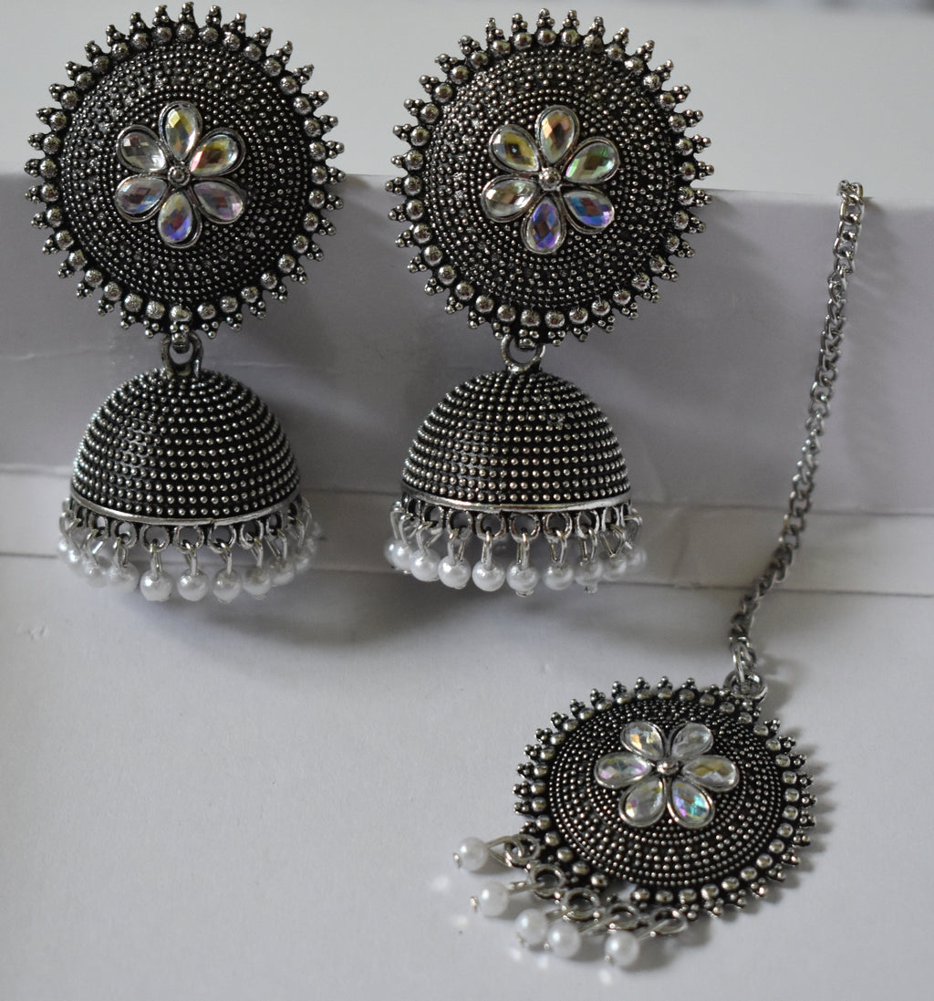Oxidised silver jhumkas with maangtika,1 pair - Nishkarsh the royal radiance