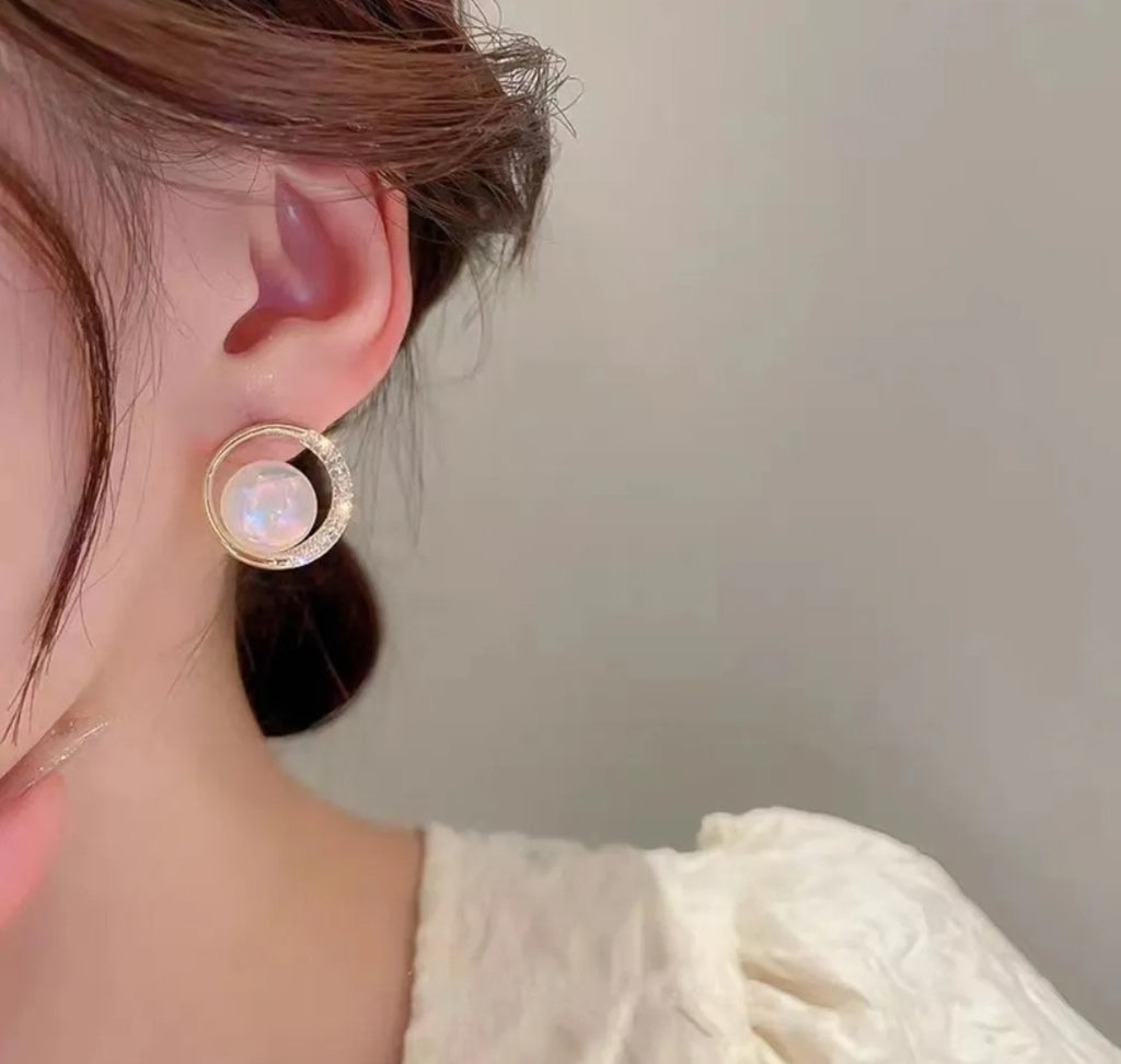 Mermaid pearl stud earrings - Nishkarsh the royal radiance