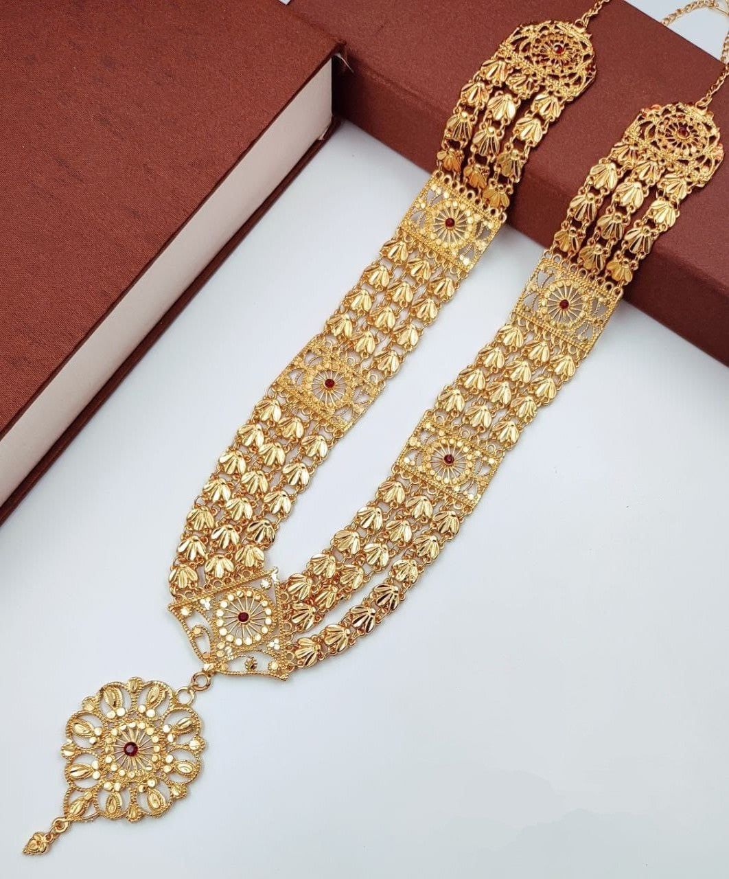 Traditional Gold plated necklace - Nishkarsh the royal radiance