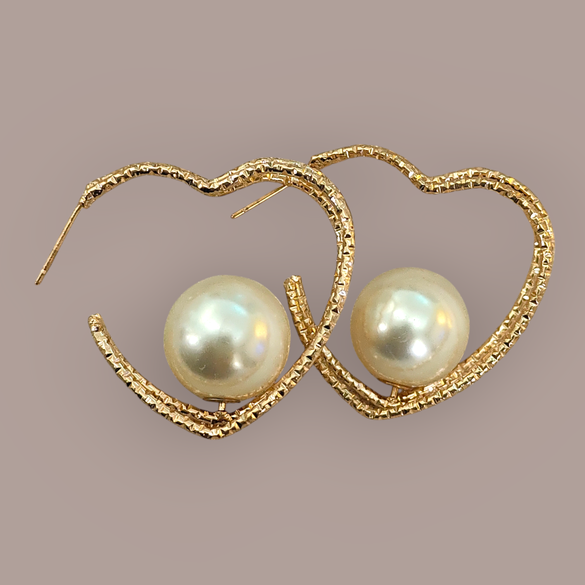 Hot selling trendy stainless steel heart shaped stud earrings - Nishkarsh the royal radiance